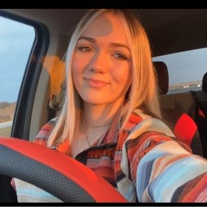 Meet your Posher, Jaylee